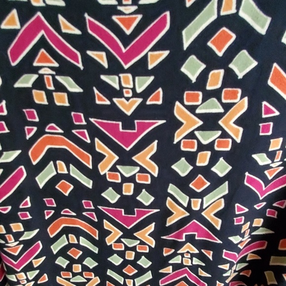 Lularoe - Picture 3 of 3